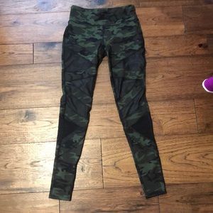 Jessica Simpson legging